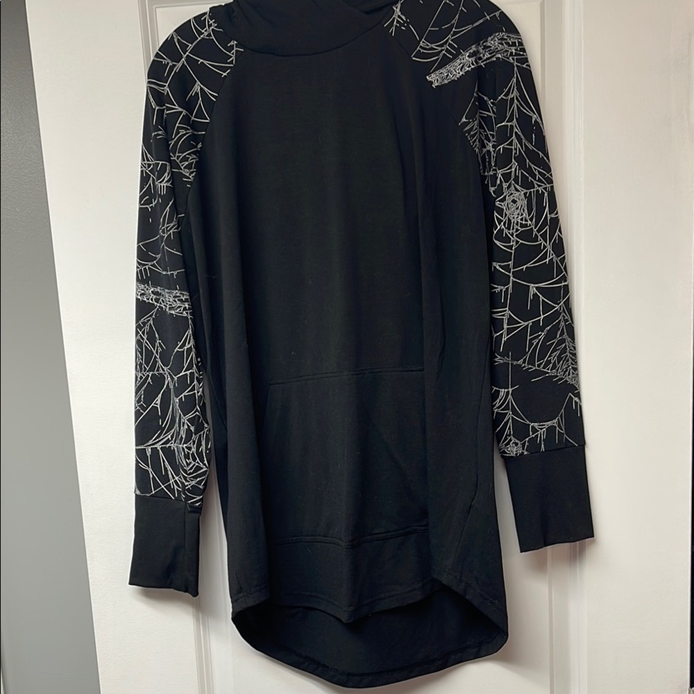 Lularoe Amber Halloween spiderwebs Sz L